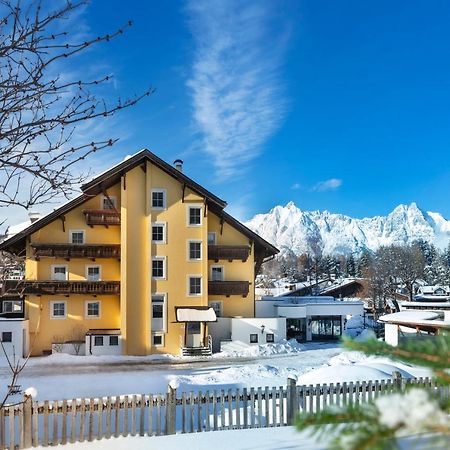 ホテル Alpenhof ゼーフェルト・イン・チロル エクステリア 写真